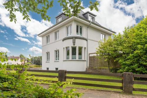 Dat witte Hus am Friedrichberg in Husum, Deutschland