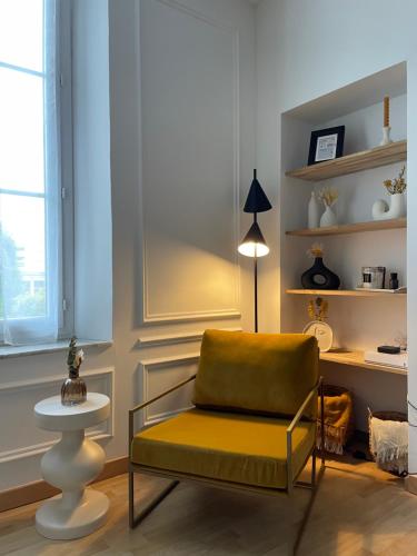 Studio centre au calme avec parking privé (Studio centre au calme avec parking prive) in 普拉多共和
