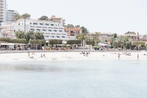 Apartamentos Balear Beach