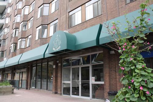 Neill Wycik Hostel