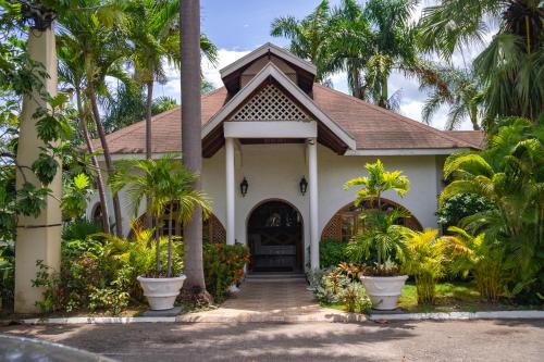 Entrada, Merrils Beach Resort II in Negril