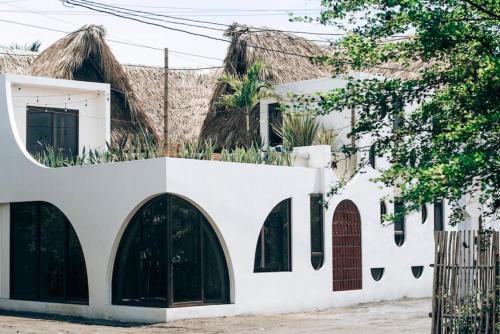 Exterior view, Caracola Boutique Hostel in El Paredon Buena Vista