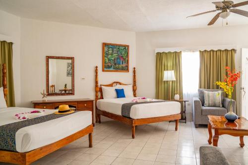 Merrils Beach Resort II in Negril