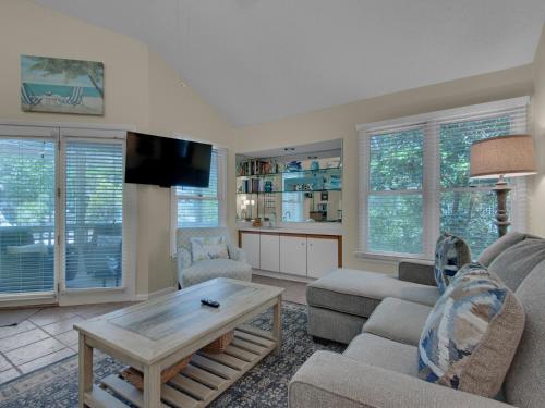 Hidden Dunes Cottage 213 by Newman-Dailey in Destin (FL)