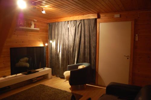 One-Bedroom Cottage