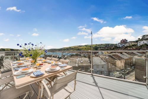 Dorset House, Salcombe, with Free Parking