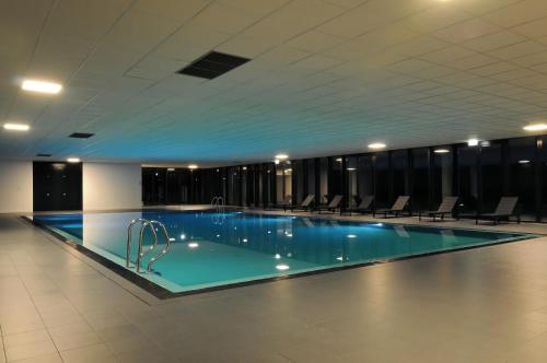 Open Village Sports Hotel & Spa Club - image 14