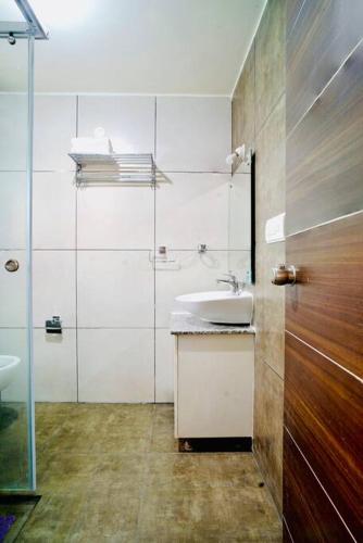 Elite Enclave - Spark - 2BHK Luxury Serviced Apartment - image 2