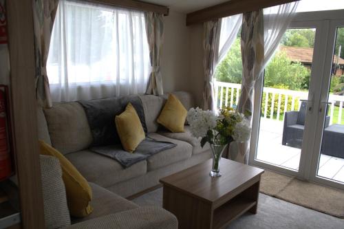 3 bedrooms, 5 beds