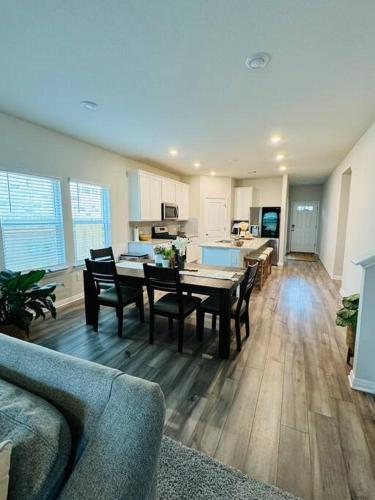 Beautiful New Home in Austin Backyard in Manor, Vereinigte Staaten von Amerika