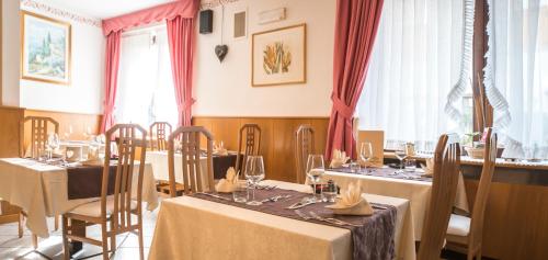Hotel Irma - image 9