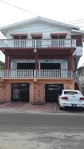 Tampilan eksterior, Julian Guest House in Georgetown