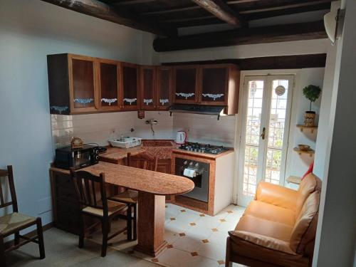 Attico con terrazza Santa Cecilia, Рим (фото 5)