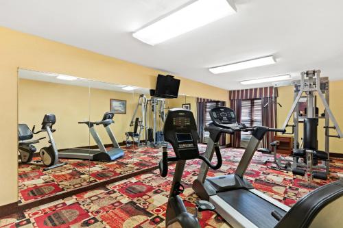 Quality Inn Dry Ridge - 피트니스 센터