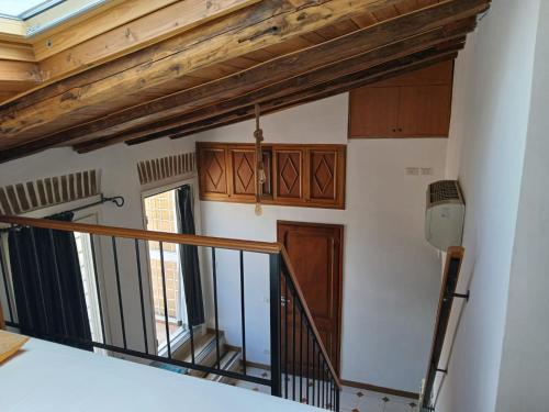 Attico con terrazza Santa Cecilia, Рим (фото 9)