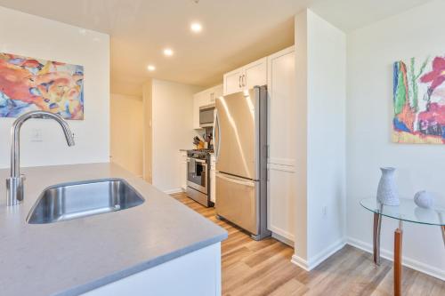 مطبخ, Spacious & Modern Apt in ليكسنجتون