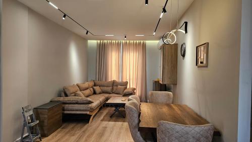 Tirana Airport Apartment, Tirana