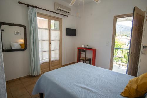 Violetta Apartments 3