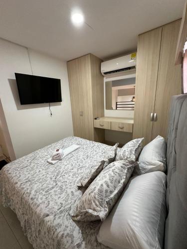 Apartaestudio Amoblado Tipo Loft en Barrio la Campiña (Apartaestudio Amoblado Tipo Loft en Barrio la Campina) in อูร์บานิซาซิออนเลาเรเลส