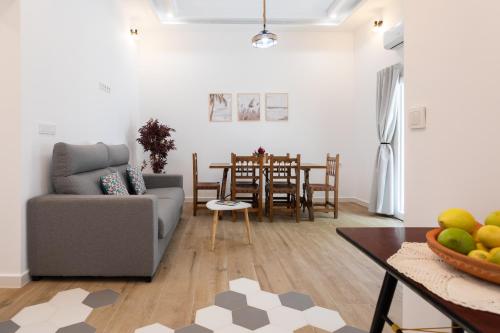 Two-Bedroom House image 4