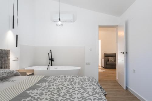 Two-Bedroom House image 7