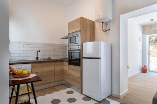 Two-Bedroom House image 8
