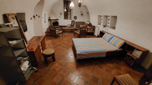 Stone House Foteini & Konstantinos quiet area, relaxation, beautiful garden chambre d'hôte Ákra Sampat’ ekeí