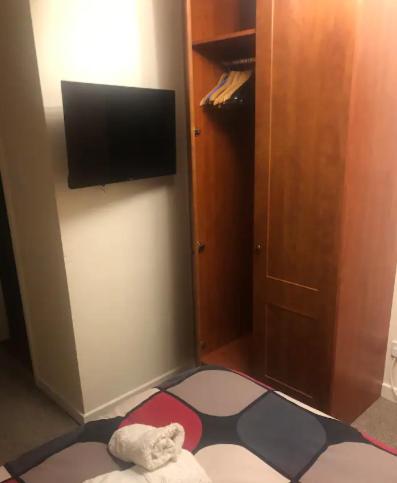 Private comfortable bedroom with ensuite, Дублин (фото 2)