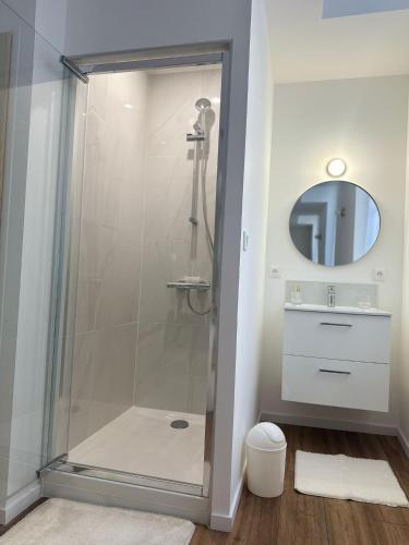 Maison des ambans chambres d'hotes hypercentre 200m de la gare et petit dejeuner offert in Agen City Center