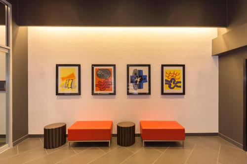 Lobby, Edge Hotel in Harlem