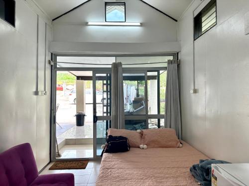 拉巴薩鎮的1臥室獨棟住宅 - 平方公尺/1間專用衛浴 (Cosy Fully Furnished Unit Great Spot Labasa) in 拉巴薩