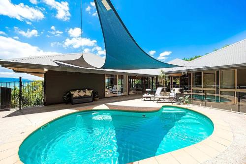 Idyllic Whitsunday Holiday Home with amazing views - Hook Island