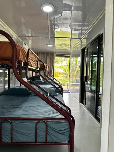 Stylish Farm Flat Jasmeeruls Bayt Tuvurara Savusavu in ドレケッティ