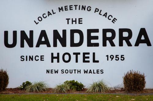 Unanderra Hotel in Figtree