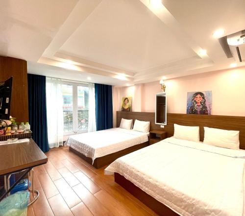 room detail thumbnail 0