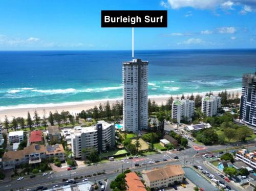 Burleigh Surf Apartments - image 2
