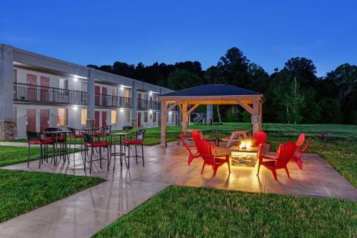 Hotel Wilkesboro Hwy 421 - 숙소 외관