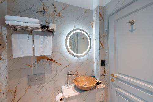 Single Room image 7