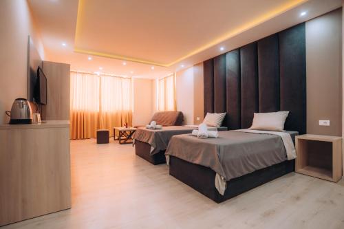 Tim Apartmani in Leskajca