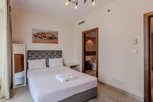 Spacious 2 Bedroom Apartment in Dubai Marina - image 7