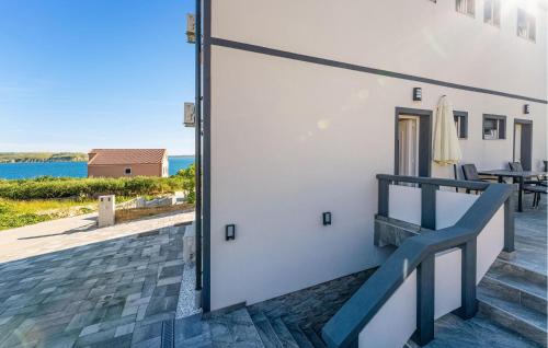 Exterior view, Stunning Apartment In Rtina With Wifi in Rtina