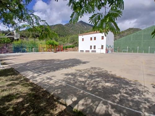 Sports un aktivitātes, L'Amagatall in Ain