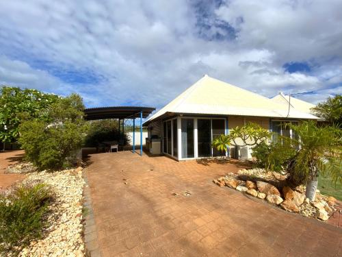 Osprey Holiday Village Unit 111