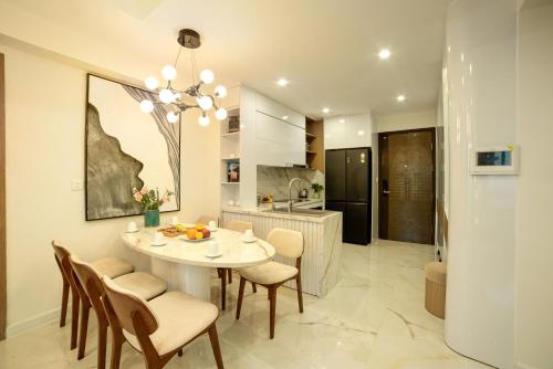 Ryu Apartments at Soho's Residence