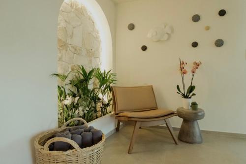 Opal Paros, Nausa (zdjęcie 5)