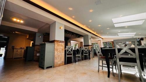 Restaurant, Pensiunea Waldor in Bacău