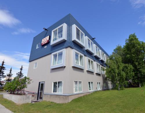 Ingra House Hotel