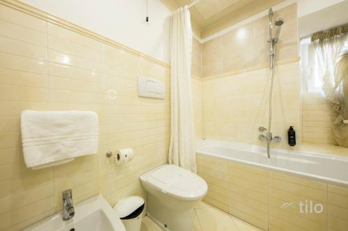 Luxury Quadruple Room image 6