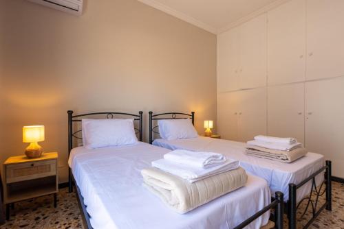 Anesis apartment 2, Artemida