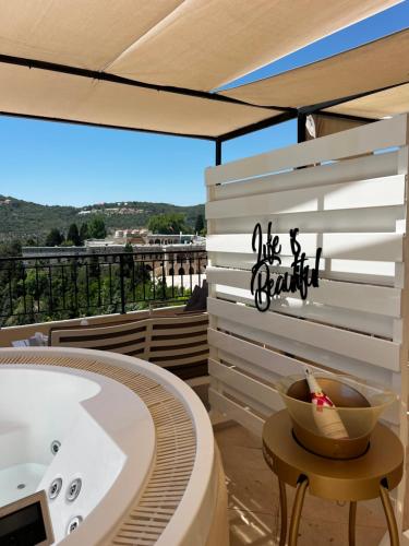 Beit Lebbos Boutique Hotel in Barr Ilycs